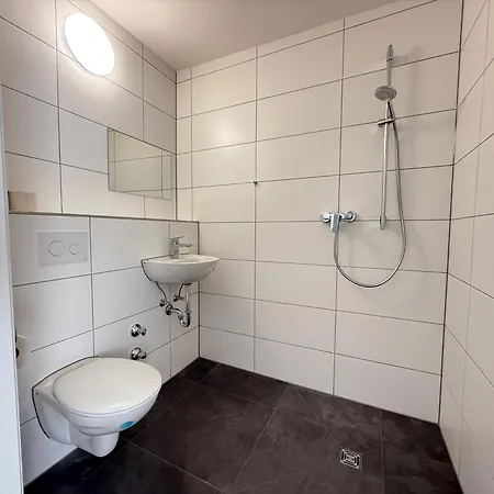 Citylink Apartment Koeln Bonn شقة